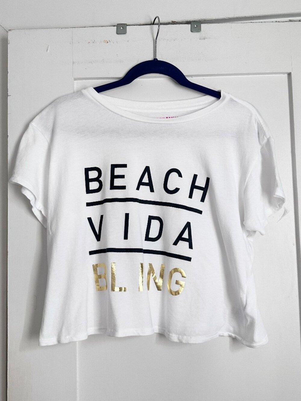Amuse Society Beach Vida Bling Graphic Crop Tee White Gold Size M